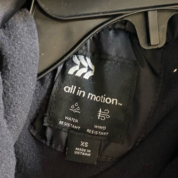 All in Motion Kids Black Puffer Jacket 2 in 1 XS NWT - Picture 7 of 12